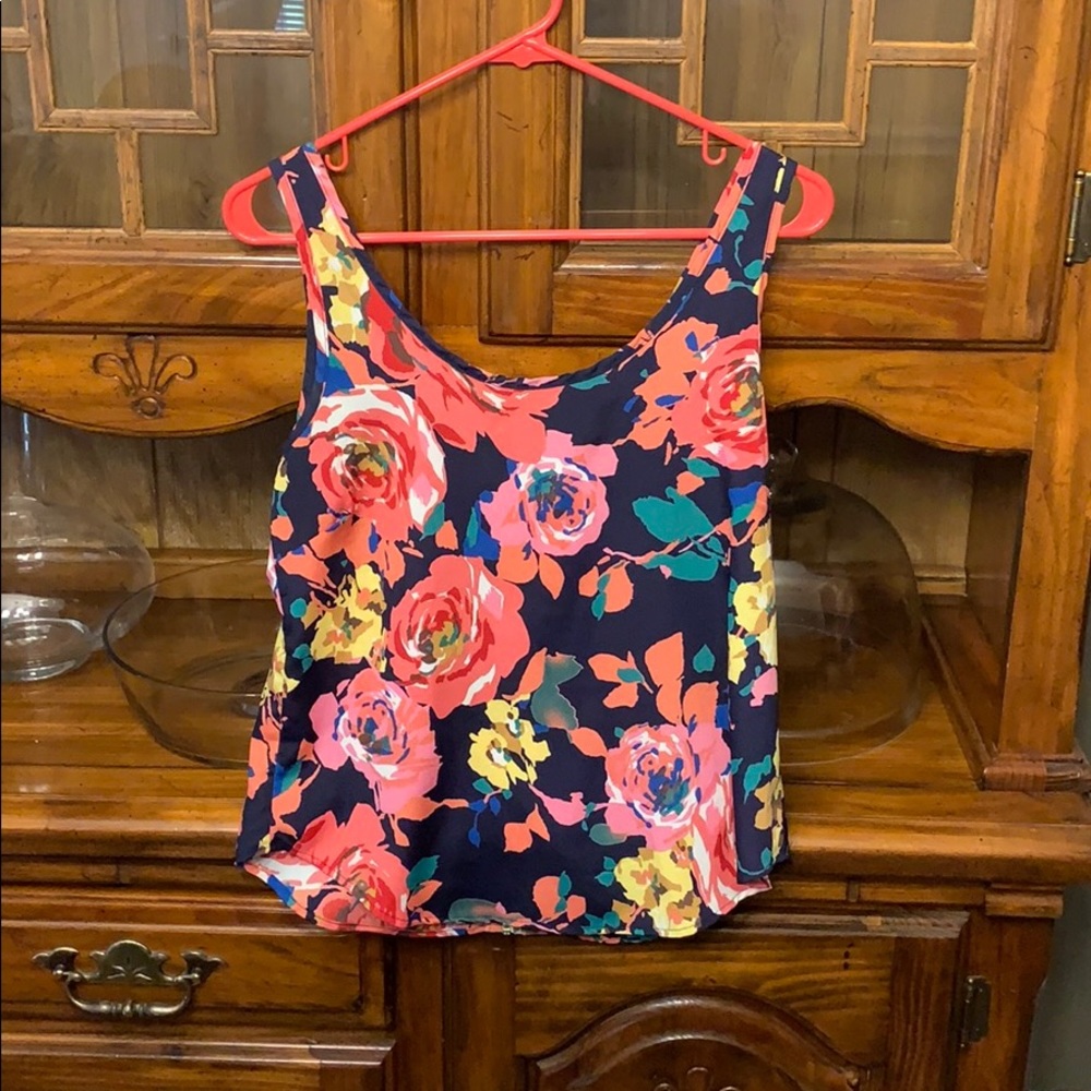 B Jewel Flower Tank